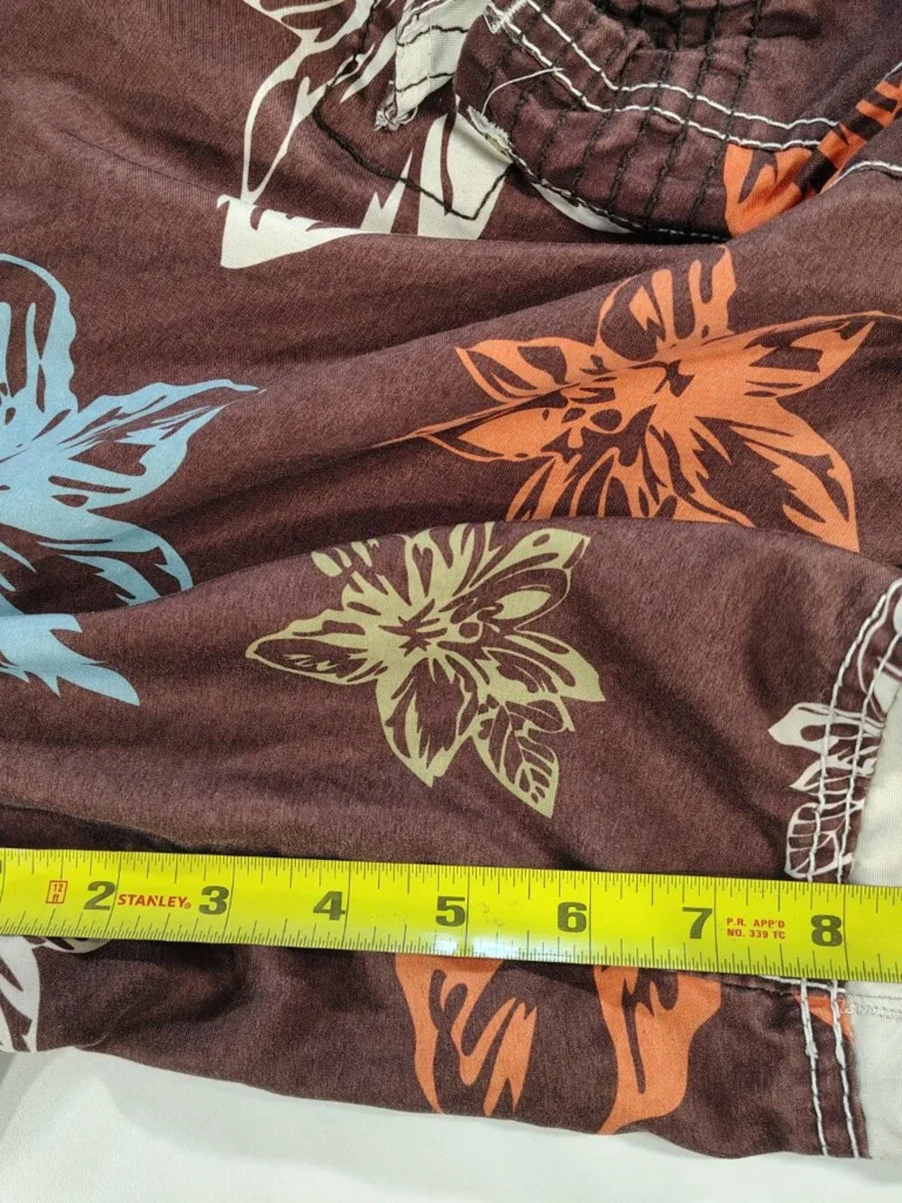 Men's Large Multicolor Floral Tropical Themed No Boundaries Swimshorts